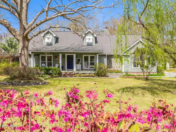 86 Varnamtown Road SW, Supply, NC 28462