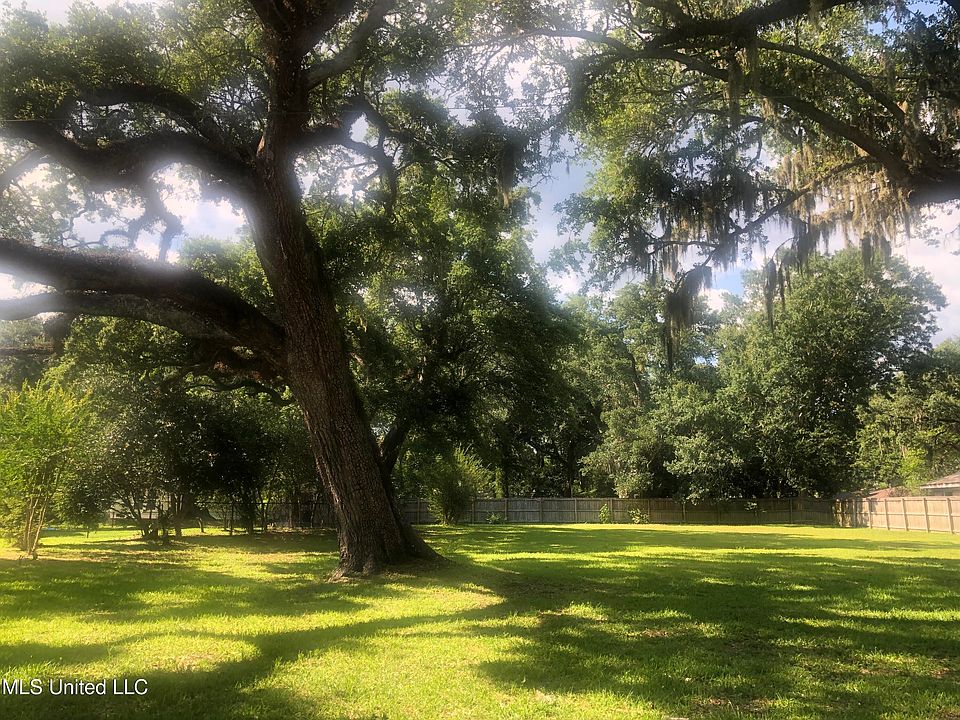 515 Lake Ave, Pascagoula, MS 39567 Zillow