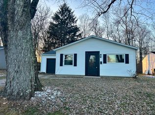 450 Burdel Dr, Wilmington, OH 45177