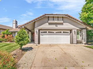 2298 Pheasant Dr, Hercules, CA 94547