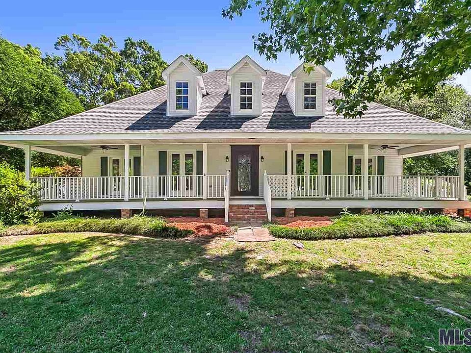 1st image of 18720 Plantation Ct