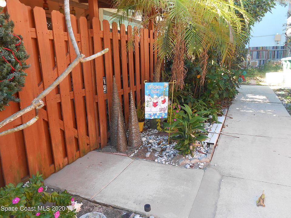 2nd image of 8415 Rosalind Ave