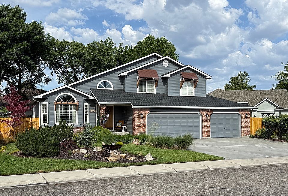 1st image of 972 N Elkriver Way