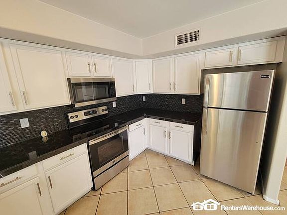 3rd image of 2608 N 128th Dr