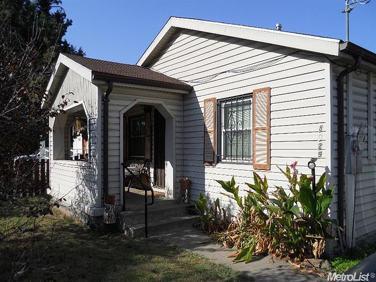 1st image of 8029 Willow St