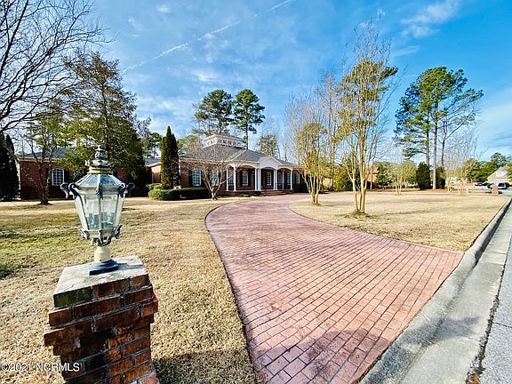 4th image of 160 Lismore Dr