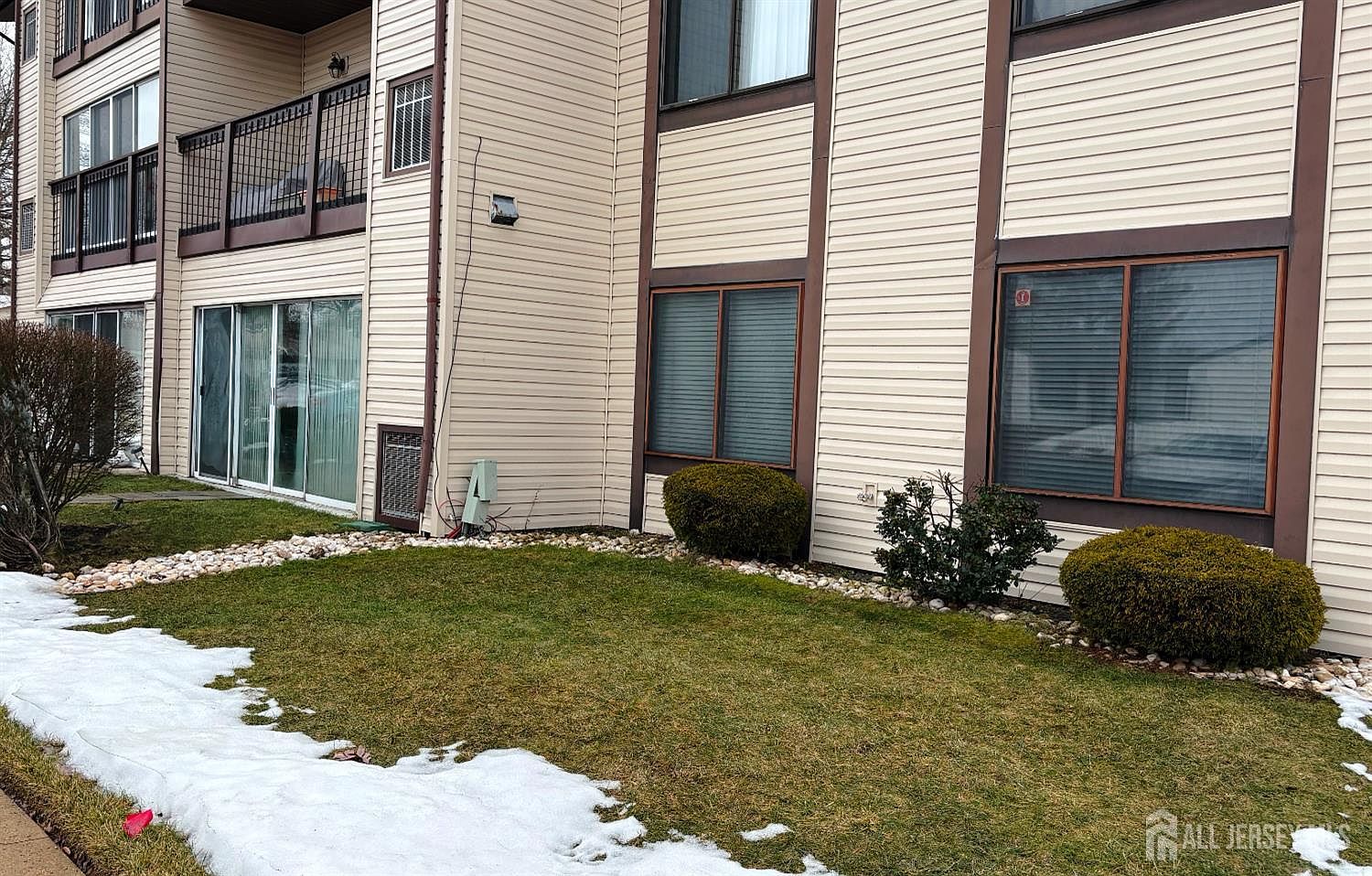 278 Crosse Dr APT 1C
