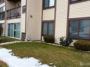 278 Crosse Dr APT 1C, Monroe Township, NJ
