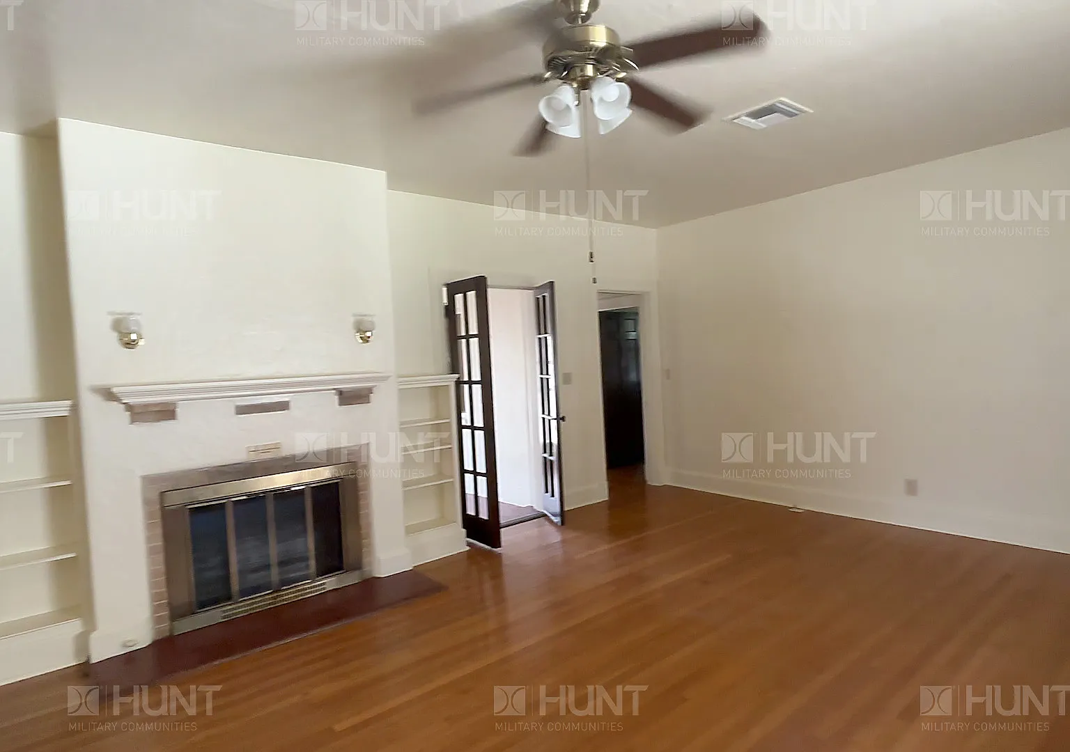 3 bed, 2326 sqft, $2,382 — Photo 3