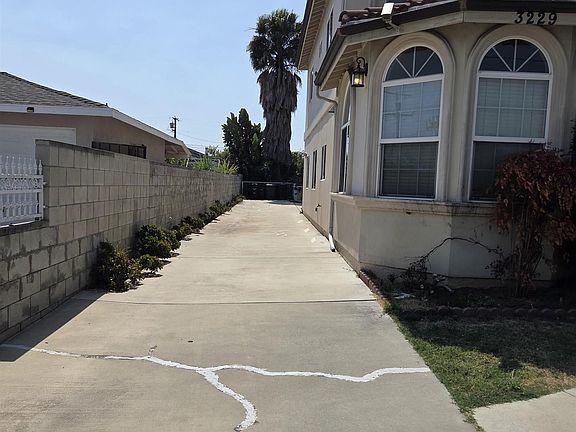 3rd image of 3229 Angelus Ave