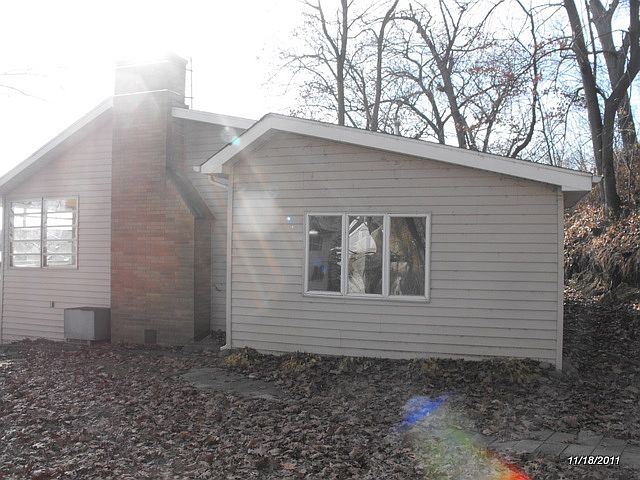2nd image of 607 Bayview Ave