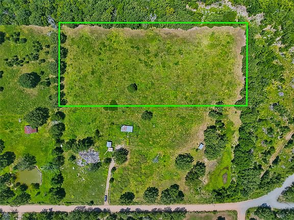 3rd image of 8897 N 490th Rd