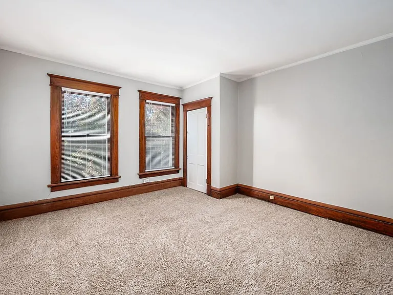 1230 Indianola Ave — Photo 17