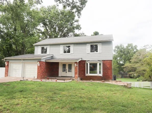 2009 New Jamestown Rd, Saint Louis, MO 63138