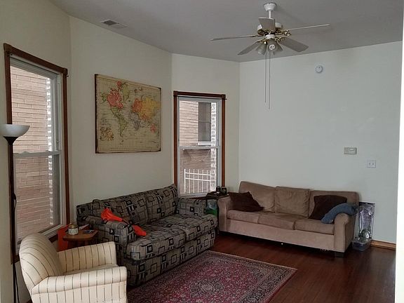 4th image of 2112 N California Ave APT 1