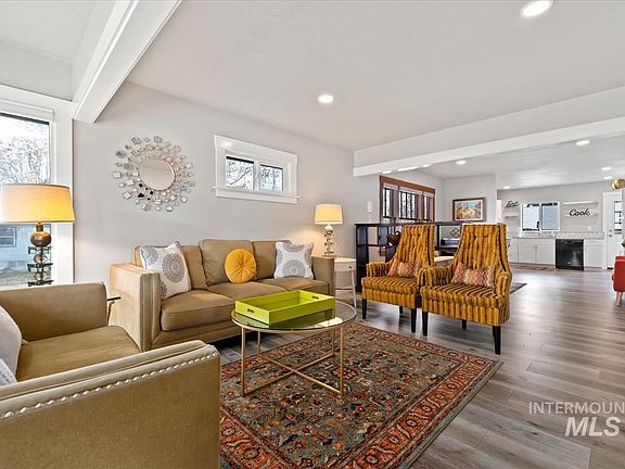 4th image of 1801 Washington Ave