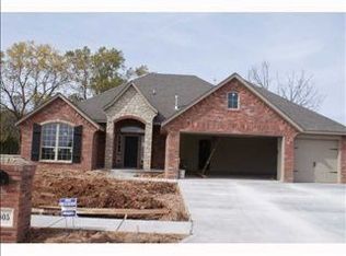 2805 Morgan Trce, Yukon, OK 73099