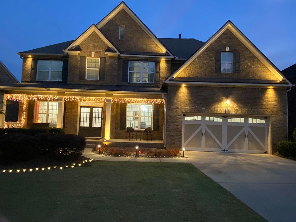 2nd image of 4525 Wykeshire Ct