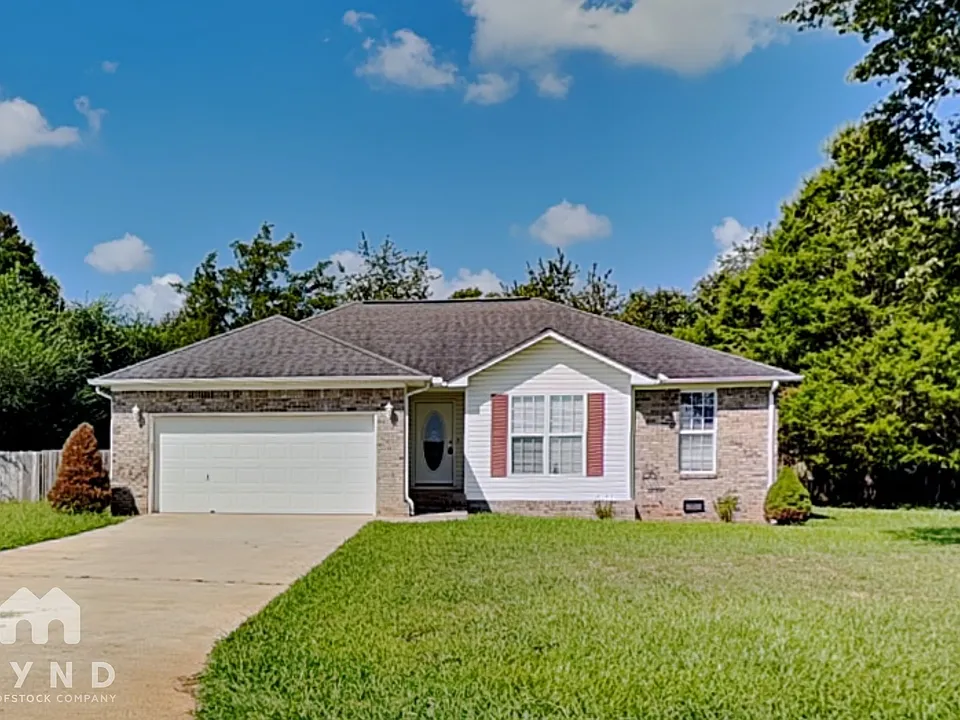 450 Loveless Rd