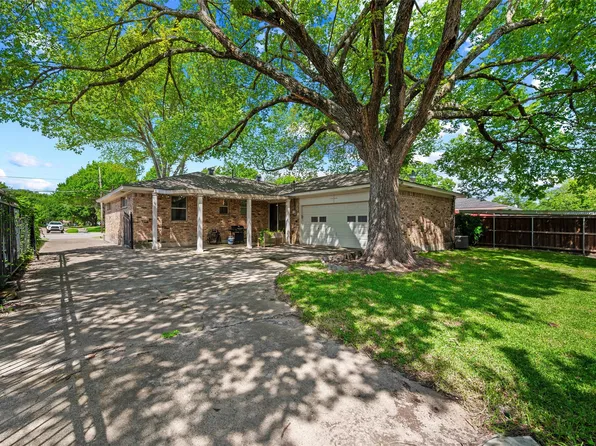 2536 Saint Francis Ave, Dallas, TX 75228