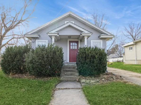 685 Chester Ave, Elgin, IL 60120