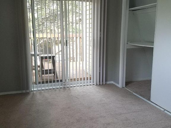 3rd image of 1280 Micheal Ln
