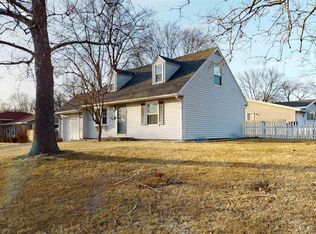 2517 W Castle Ct, Peoria, IL