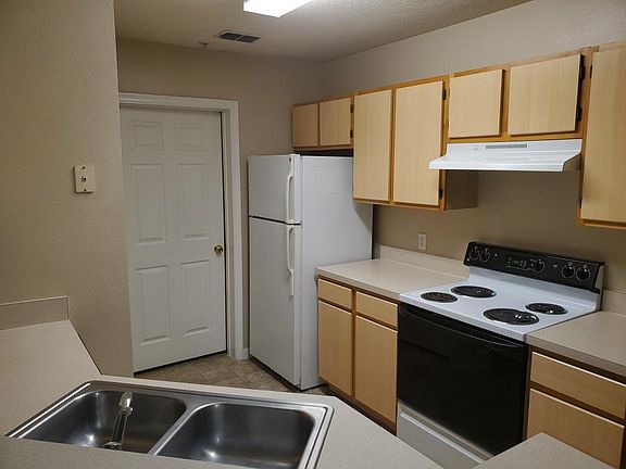 4th image of 6518 Swissco Dr Unit 1225