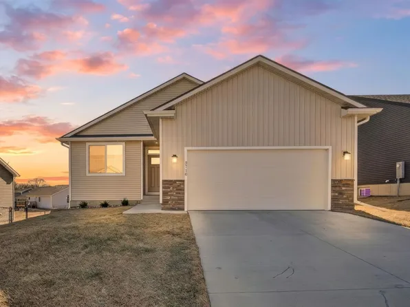 2710 22nd St SW, Altoona, IA 50009