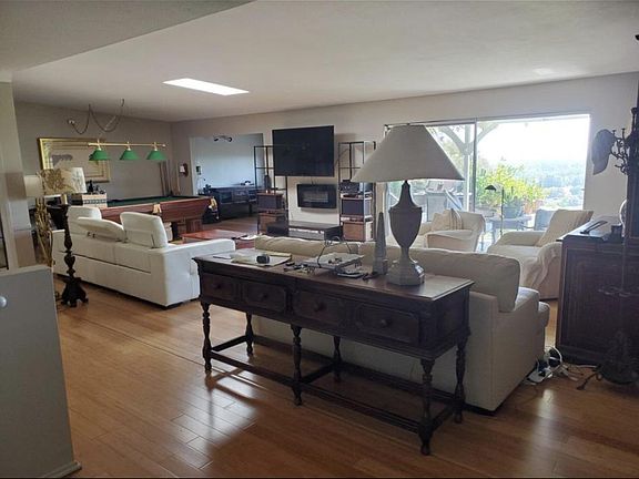 4th image of 6654 Julie Ln