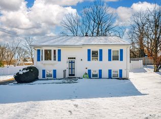 36 Maxine Rd, Plainville, CT 06062