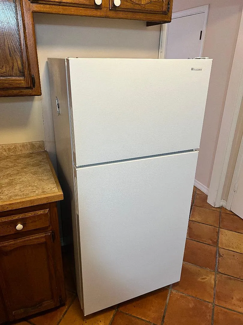 2 bed, 1.5 bath, 1058 sqft, $1,400 — Photo 4