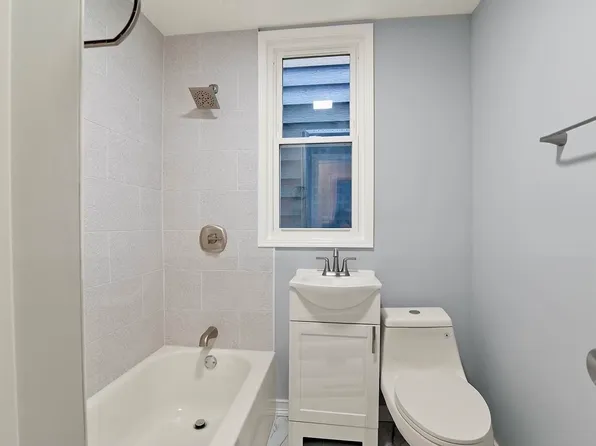 149 Wegman Parkway image 14 of 15