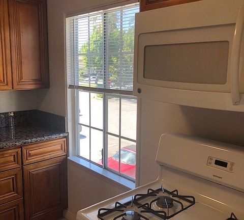 4th image of 410 S Sierra Madre Blvd APT 2
