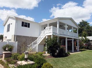 84 Olive St, Gallipolis, OH 45631