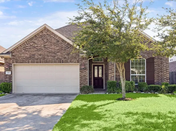 205 Brookwood Park Ln, Dickinson, TX 77539