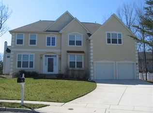 6 Ridge View Ct, Sicklerville, NJ 08081
