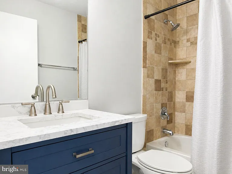 108 Mountain Rd #3D — Photo 9