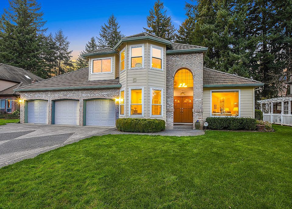 1st image of 1404 NE 148th Ave
