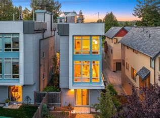 835 NW 97th St #A, Seattle, WA 98117