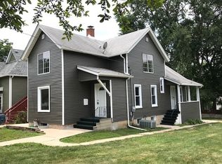 345 S Broadway Ave, Aurora, IL 60505