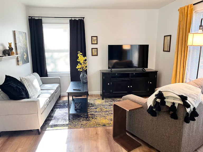 810 S Baltimore St — Photo 38