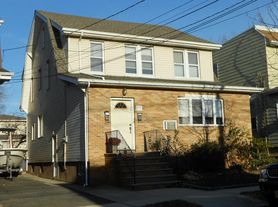 270 Born St, Secaucus, NJ