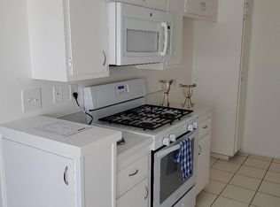 16945 Blackhawk St APT 8, Granada Hills, CA 91344