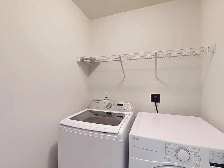 1300 Winter Sweet Ct — Photo 13