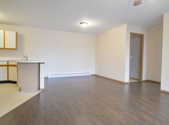5th image of 1584 W Crystal Rock Ct Unit 2B