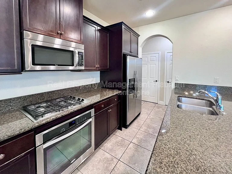 5893 E Laurite Ave — Photo 12