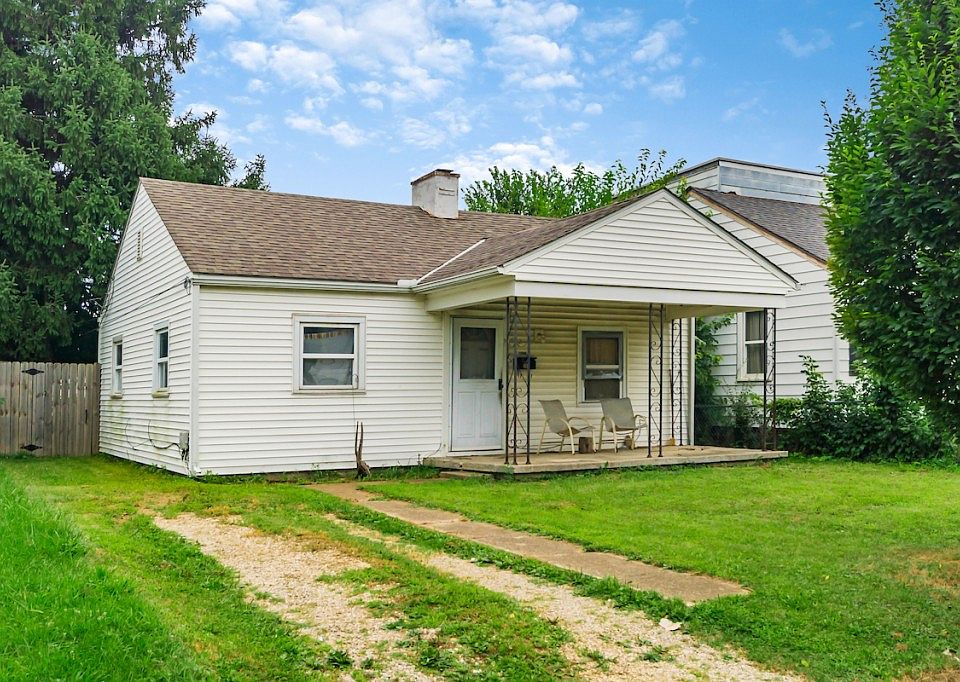 1st image of 2698 Hiawatha St