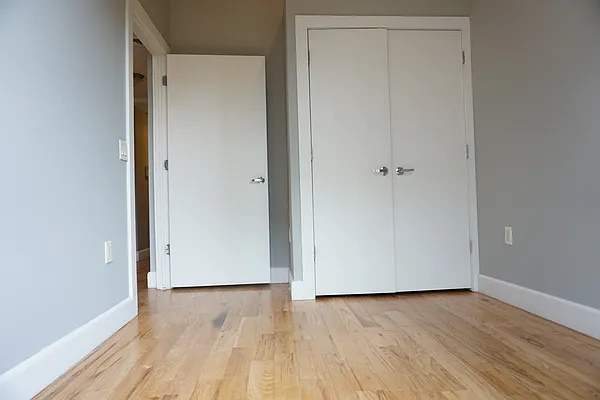 Rented by Rennit Inc. | media 32