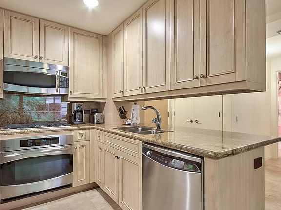 5th image of 7131 E Rancho Vista Dr Unit 2003